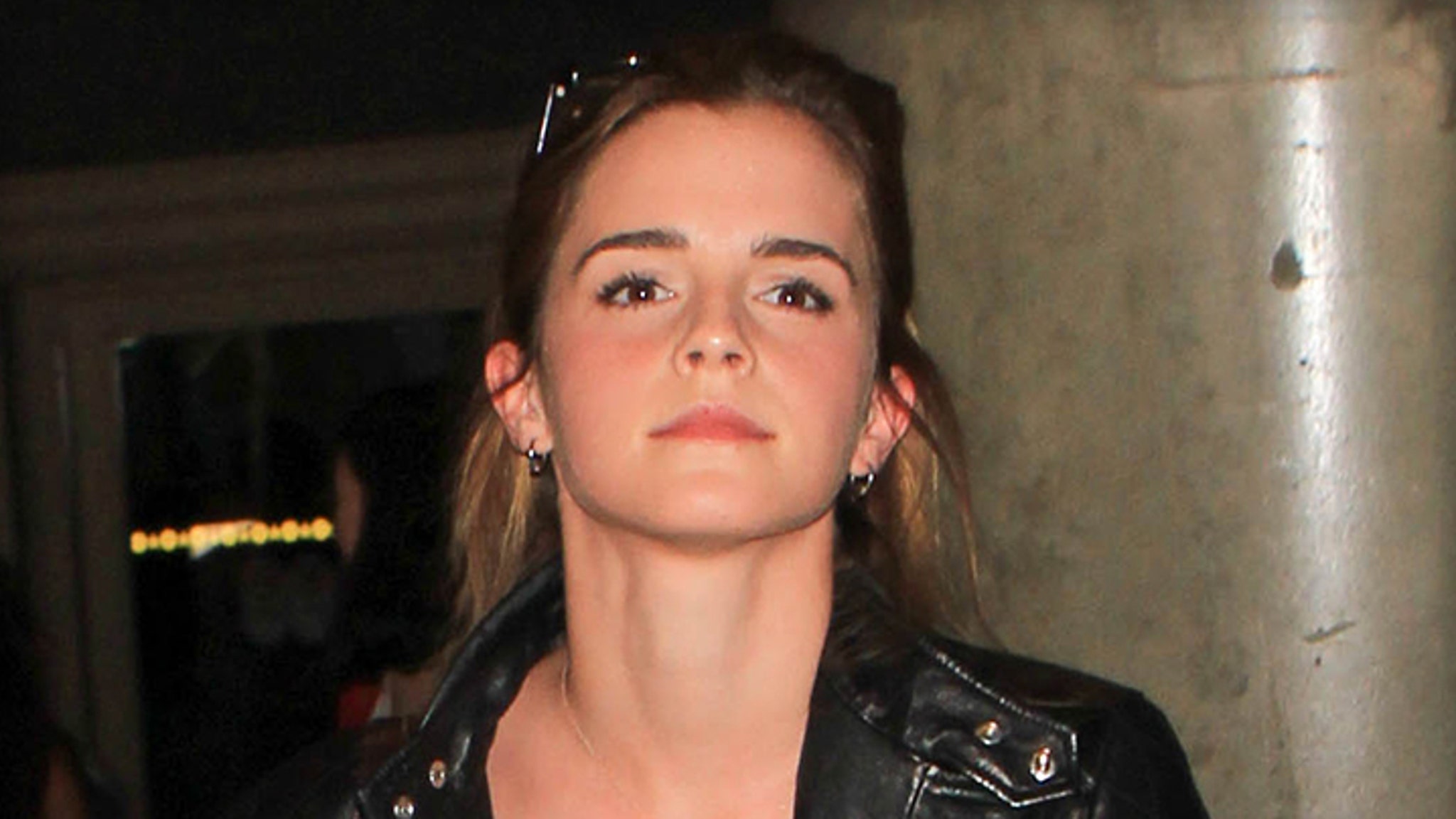 brenda l loveday recommends emma watson topless pictures pic