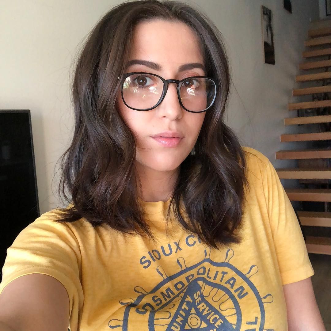 deanna penn recommends April O Neil Glasses