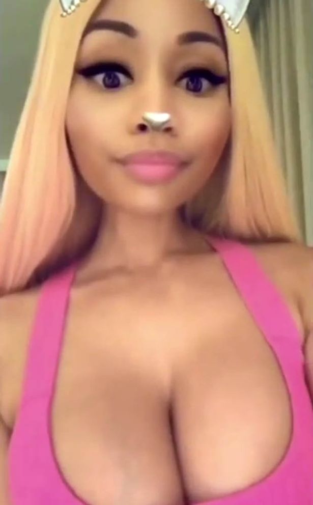 bobbi walker recommends Nicki Minaj Boobs Photos