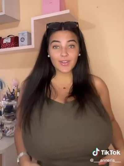 asha saji add big tits tiktok photo