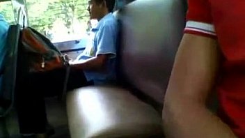 alberto deleon add photo caught jacking off on bus