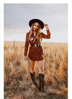 can eren add photo pictures of cowgirl outfits