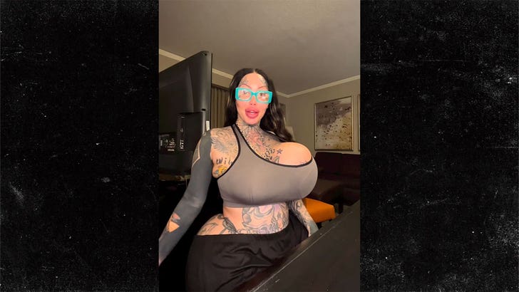charlotte platon share chinese biggest boobs photos