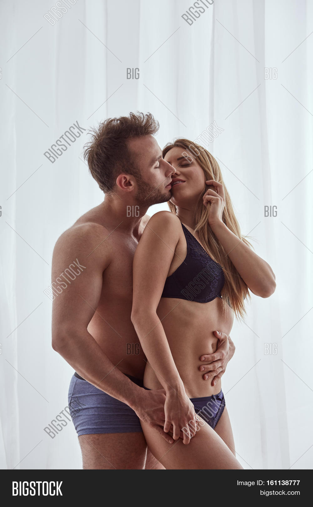 Erotic Kiss Pic blast porn