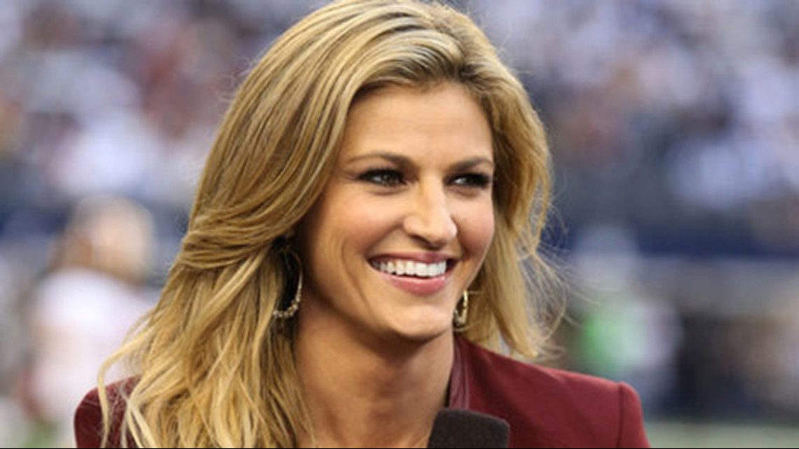 dawn voyles recommends erin andrews peep hole pics pic