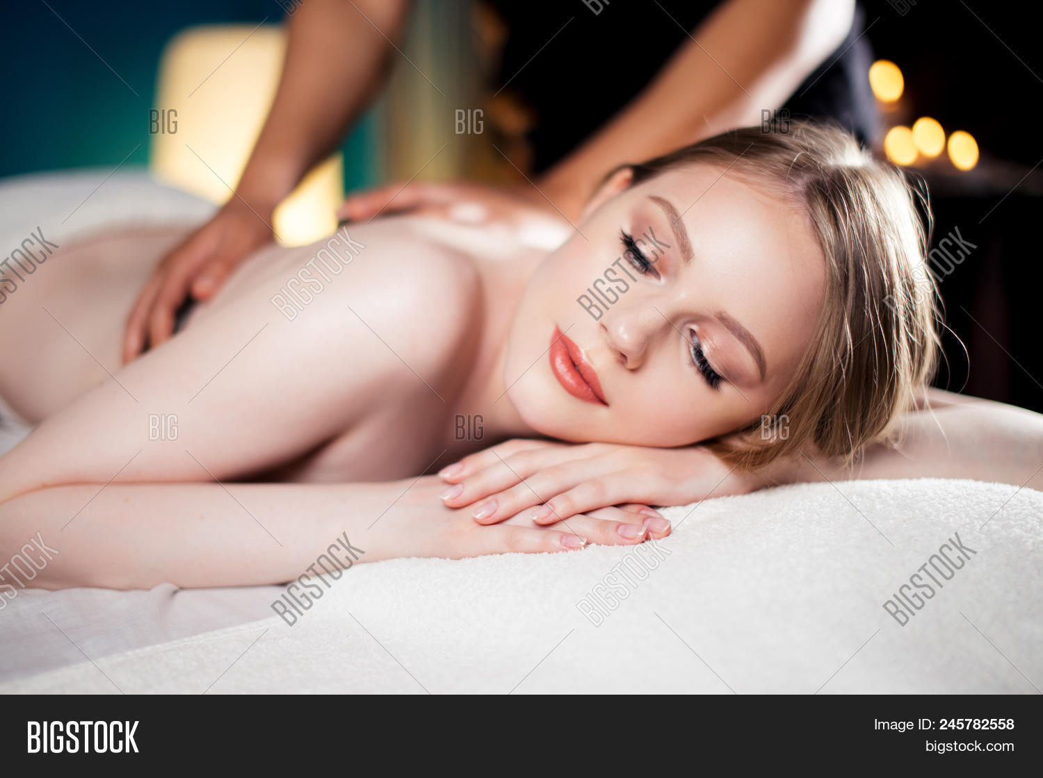 anna bixler recommends Hot Girl Massage Com