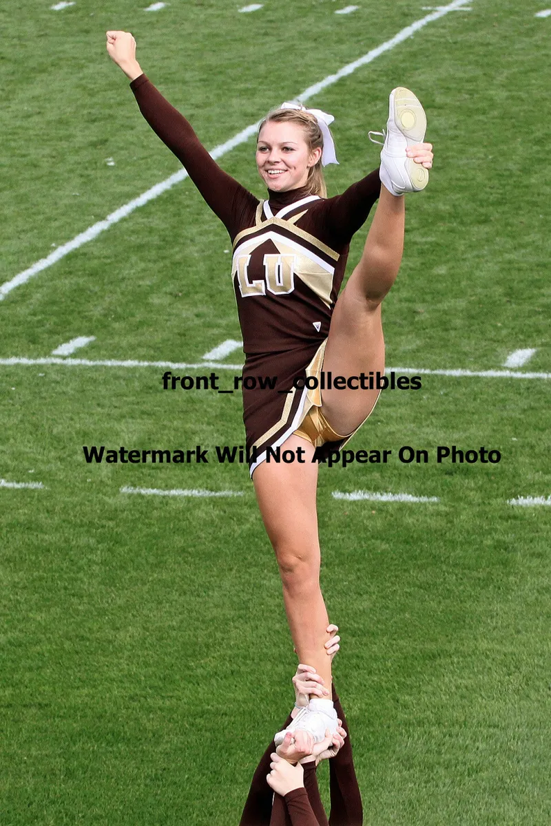 Best of Cheerleader clothing malfunction