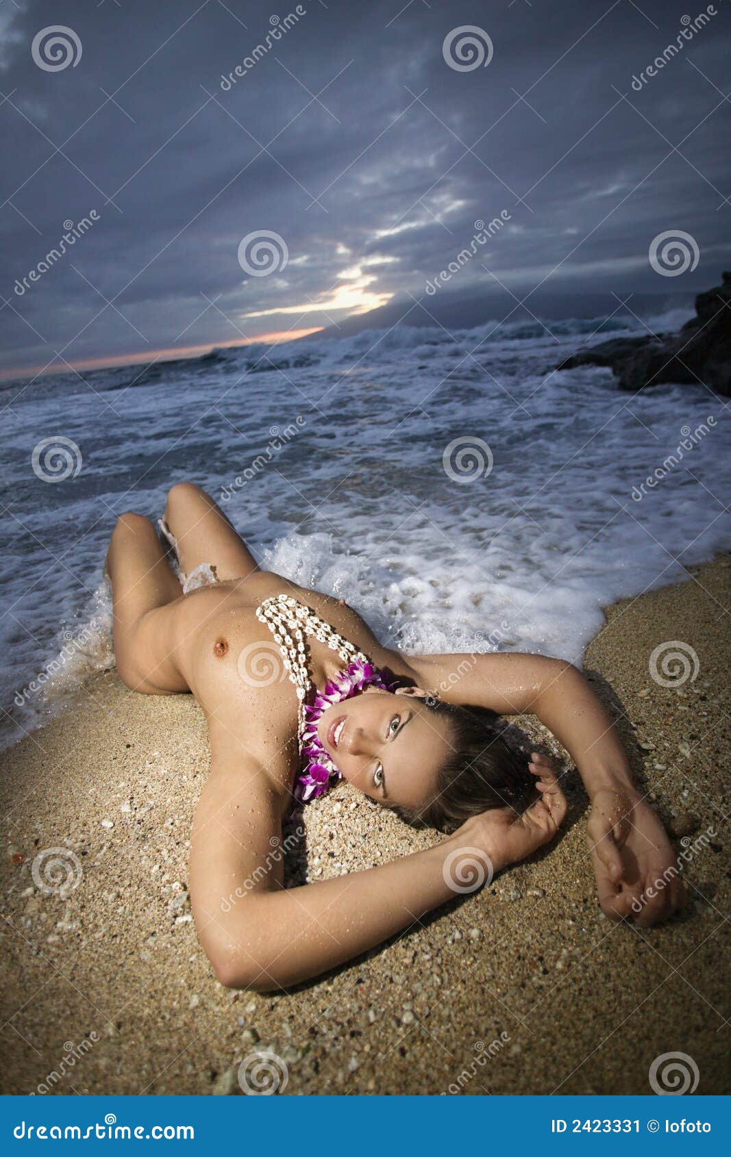 donna dyer recommends naked beach women pictures pic