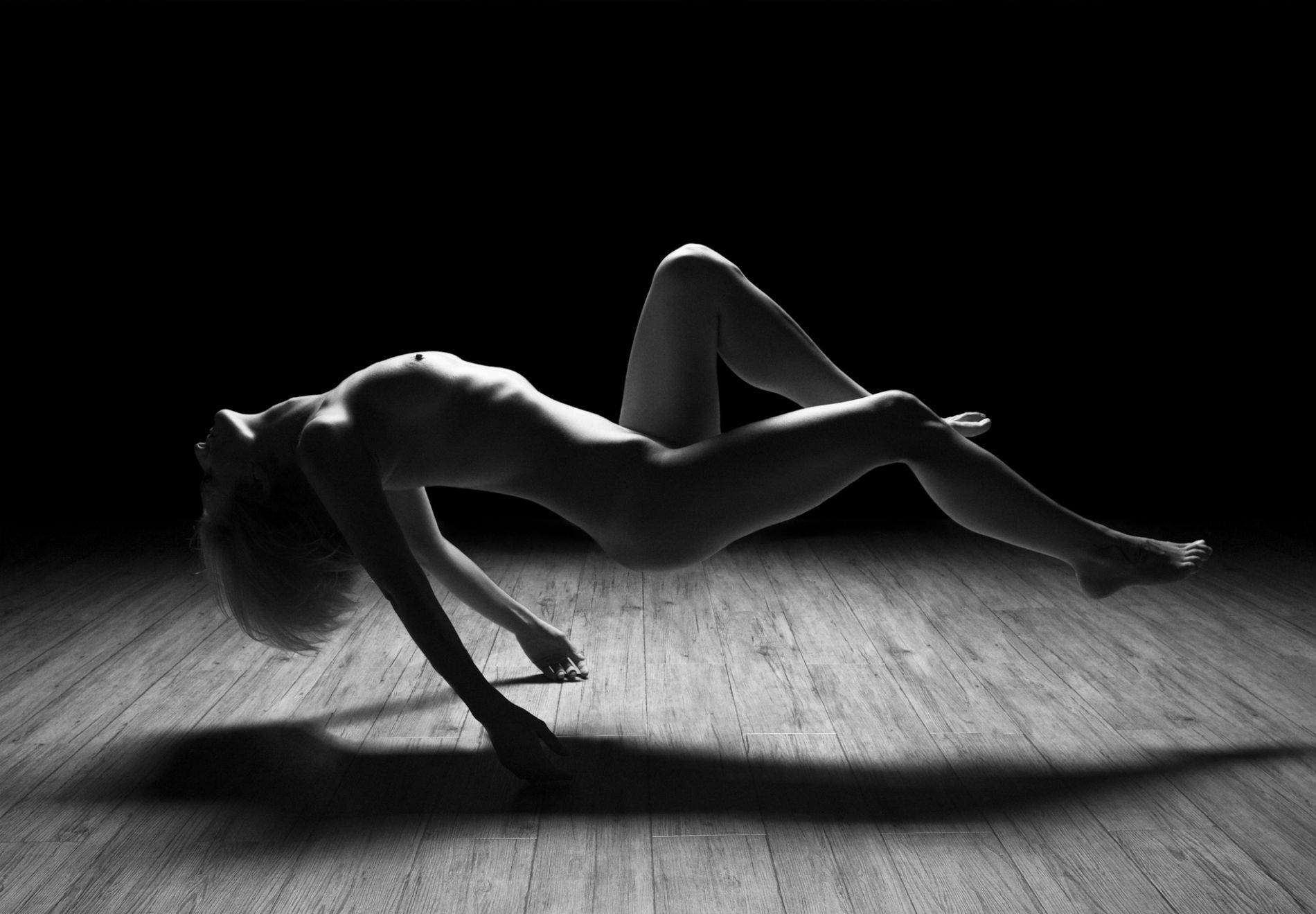dave cusson recommends Black & White Nude Photography