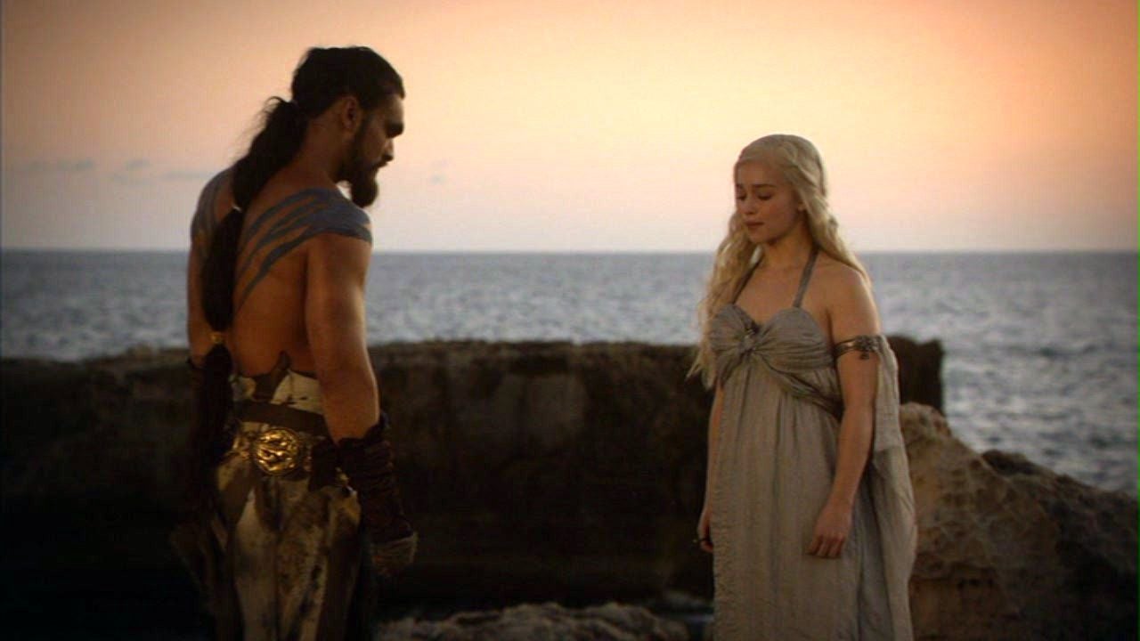 deny priyanto recommends Daenerys And Drogo Sex Scene On The Beach Porn