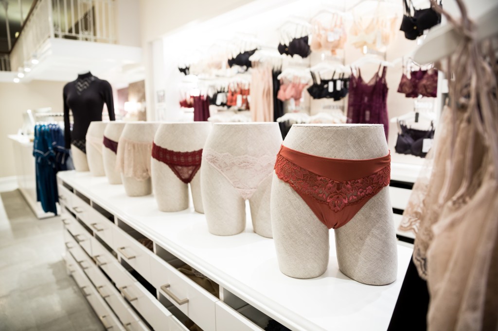 ambreen nazir recommends Panty Shopping Tumblr