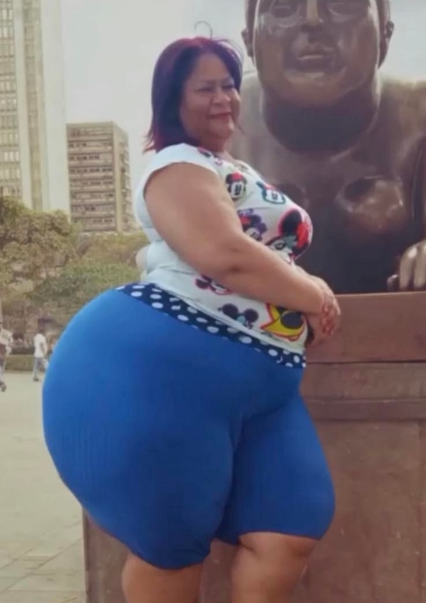 sexy big ass mom