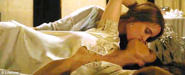 agus artha share anne hathaway lesbian scene photos