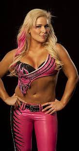 dena little recommends Wwe Diva Natalya Naked