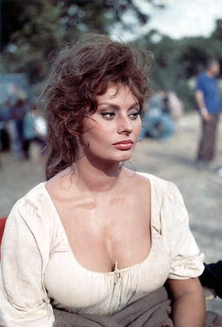 donna cleland recommends Sophia Loren Boobs