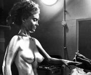 dan dorr recommends Shirley Eaton Topless