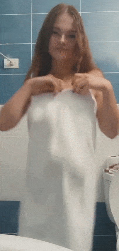 amy askins recommends towel drop gif nude pic