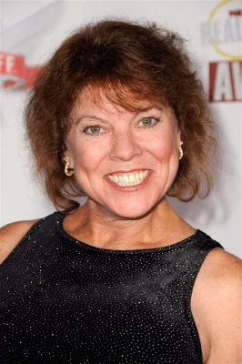 becky tatro recommends Erin Moran Bra Size