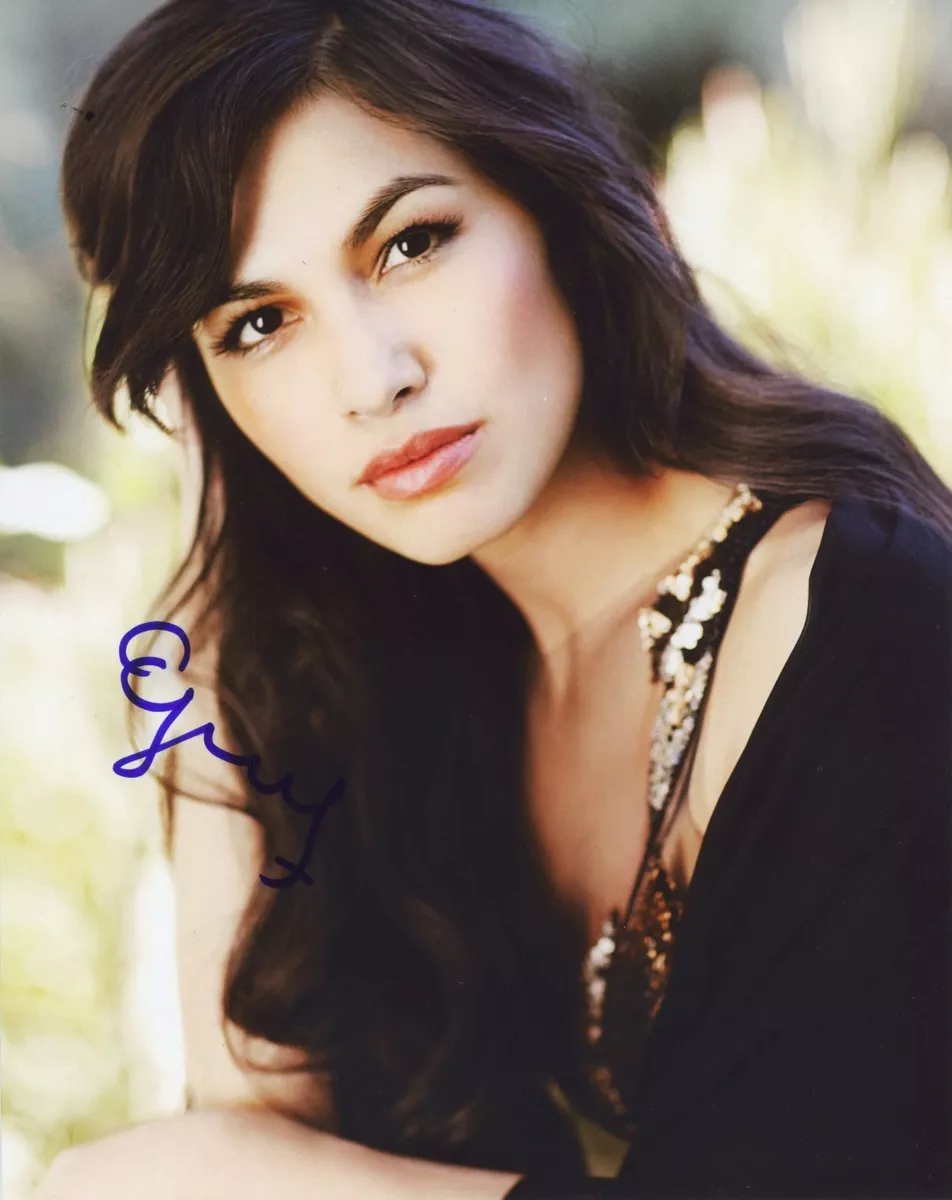 aman kh add photo elodie yung sexy