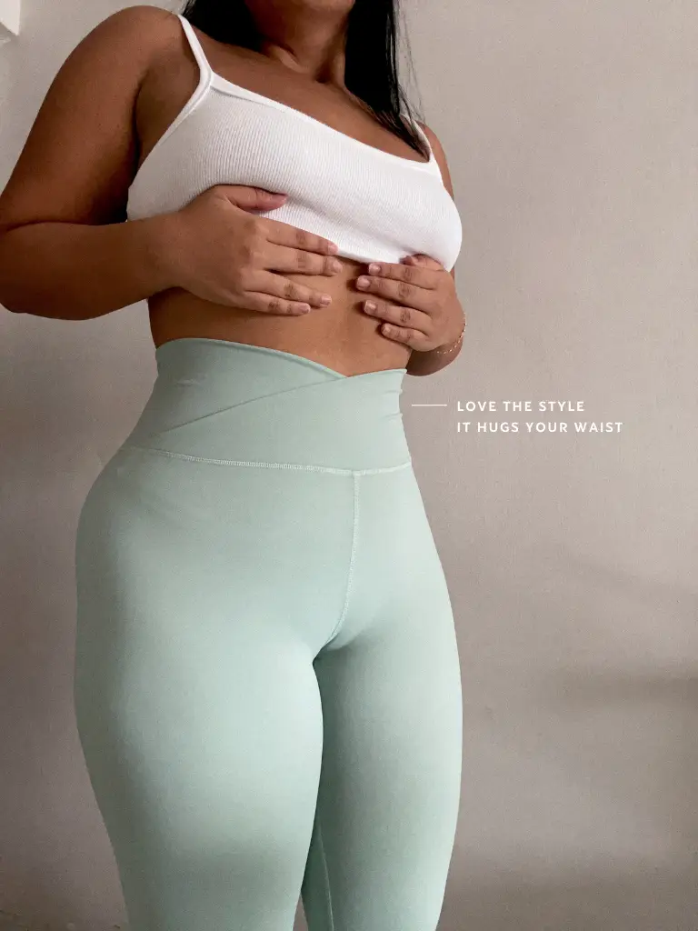 cleo chua recommends curvy girls in yoga pants pic