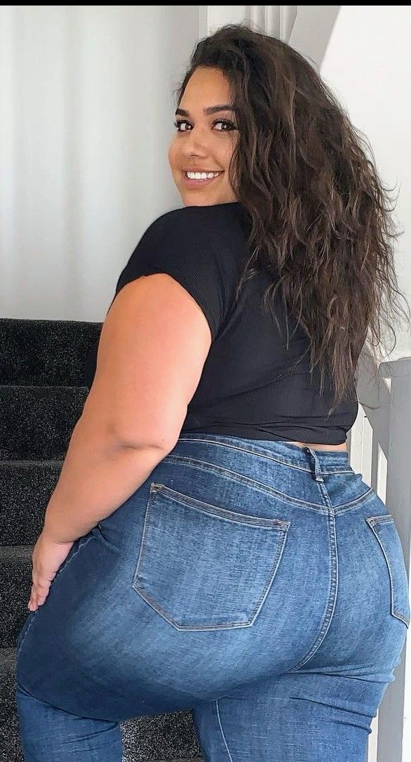 brian romans recommends thick and curvy moms pic