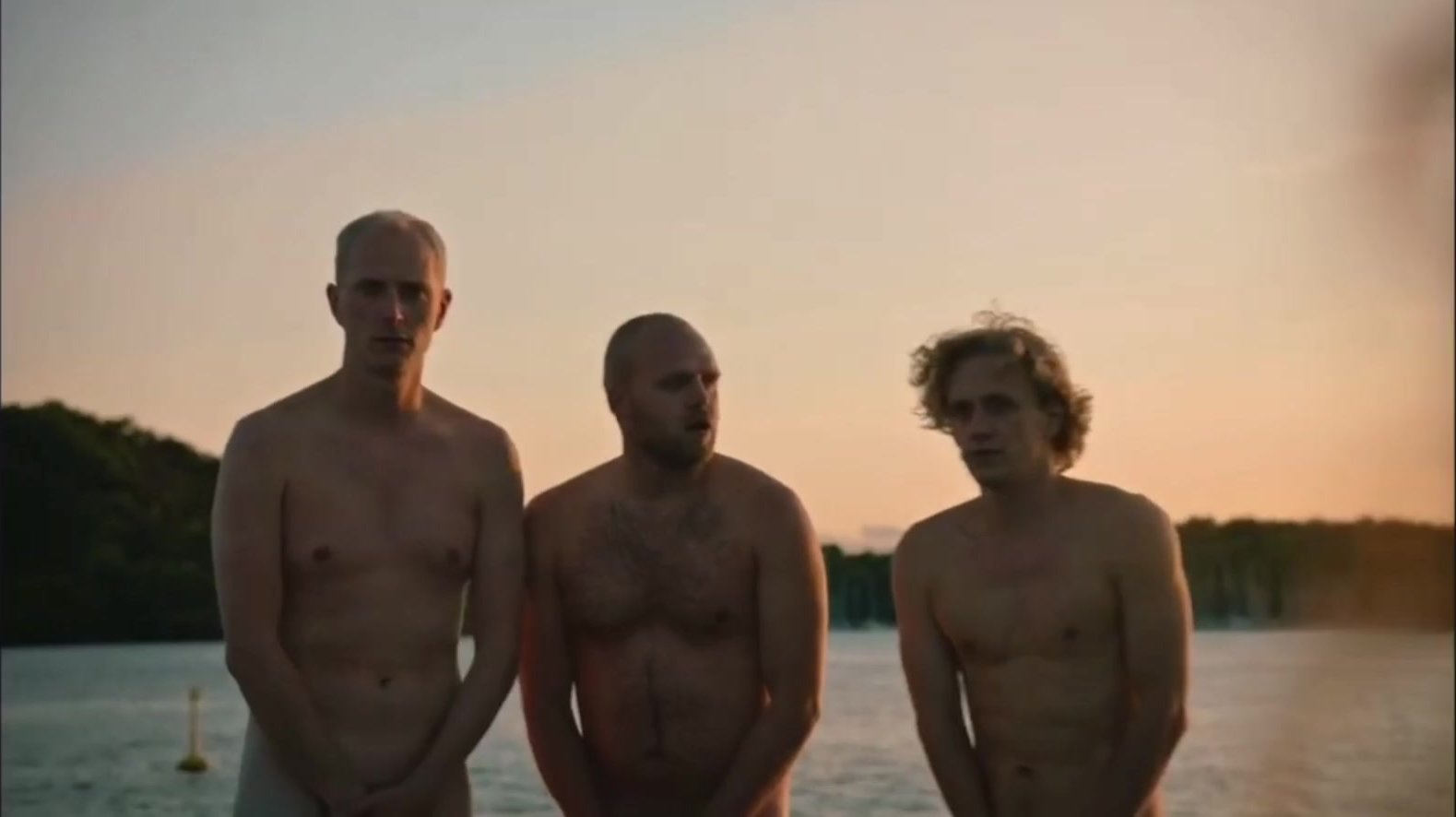 david neiderer recommends boys skinny dipping video pic