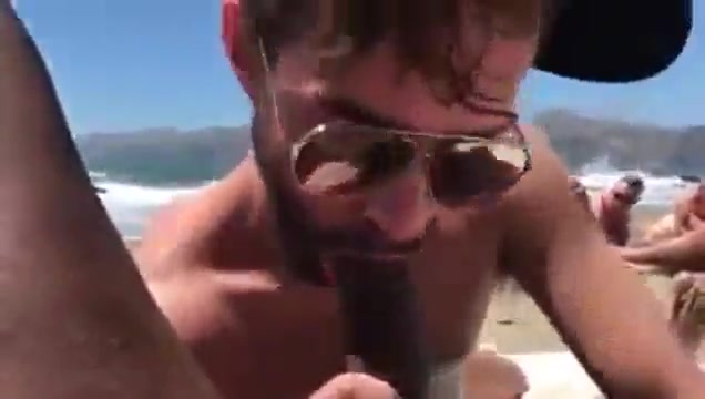 david brannlund recommends Sucking Cock At The Beach