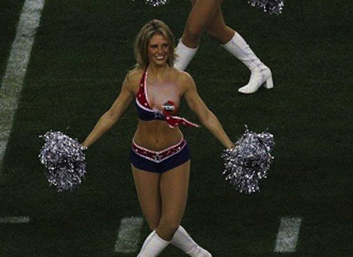 dean lillie recommends cheerleader clothing malfunction pic
