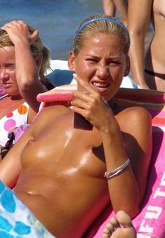 Best of Nude pictures of anna kournikova