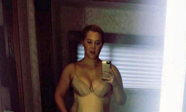 Amy Schumer Tit Pic xxx henday