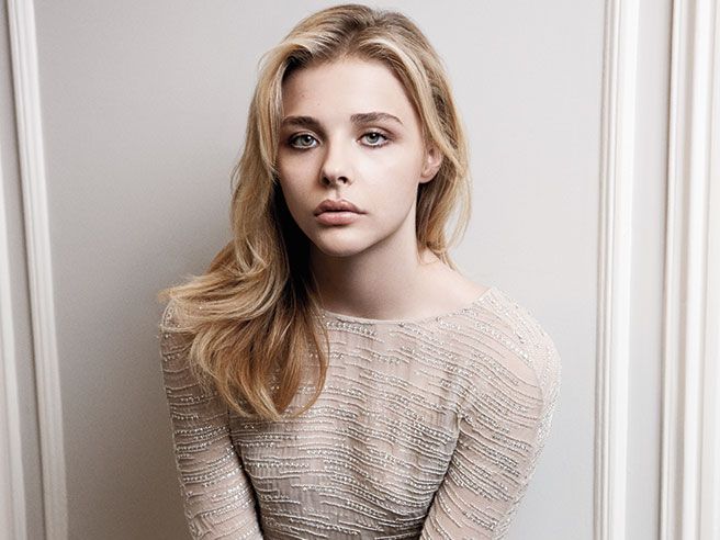 dane bull recommends Chloe Moretz Nipple Slip