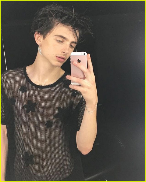 carlos pesina share see through shirt selfie photos