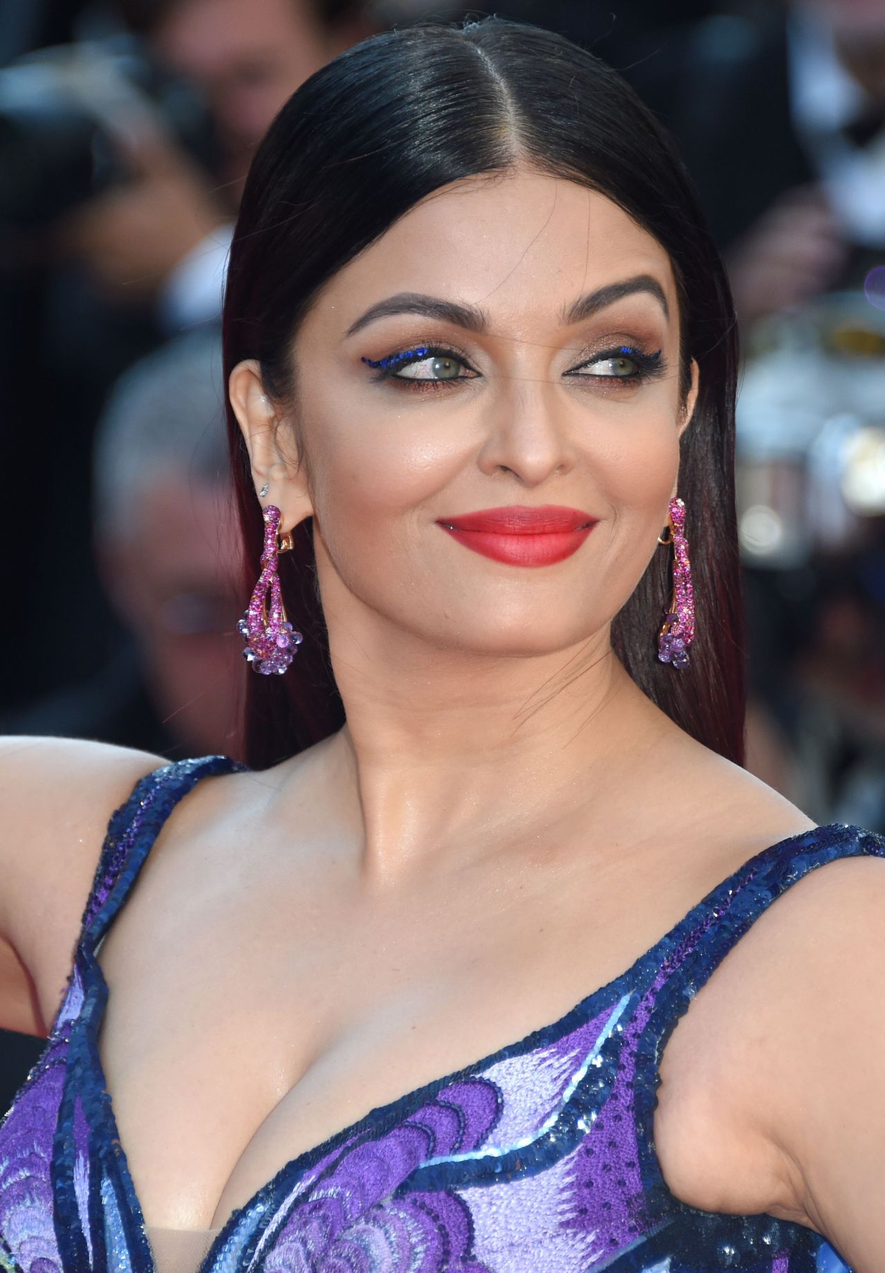 billy knutson recommends aishwarya rai sexy picture pic