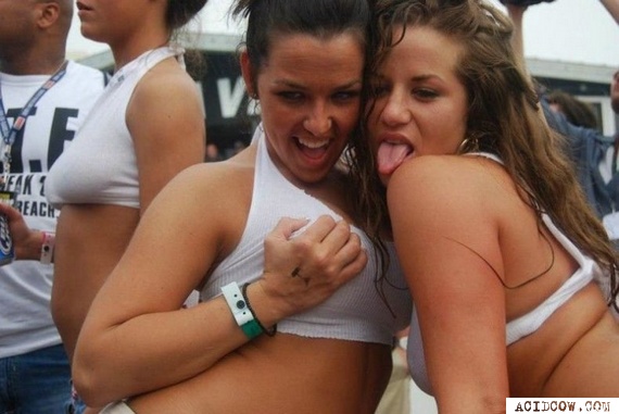 Best of Amateur wet t shirt contest