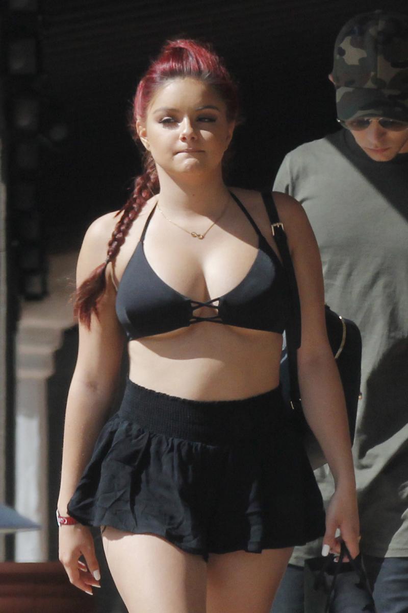 christian collier recommends ariel winter nude video pic