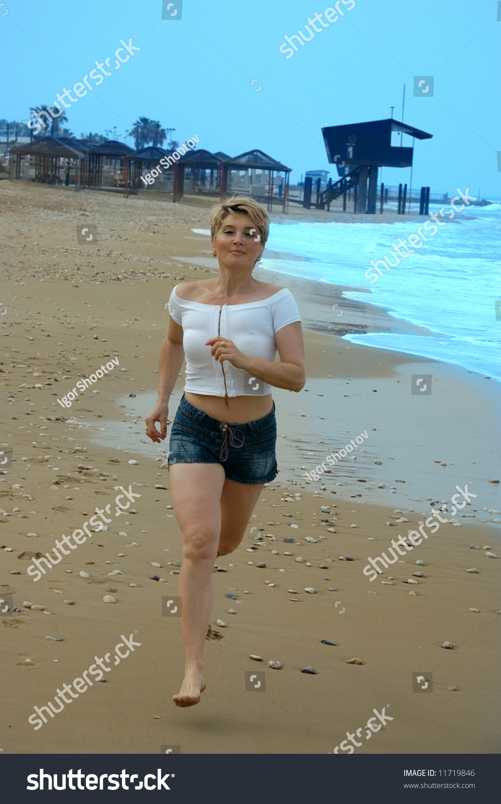 Mature Women At The Beach football players