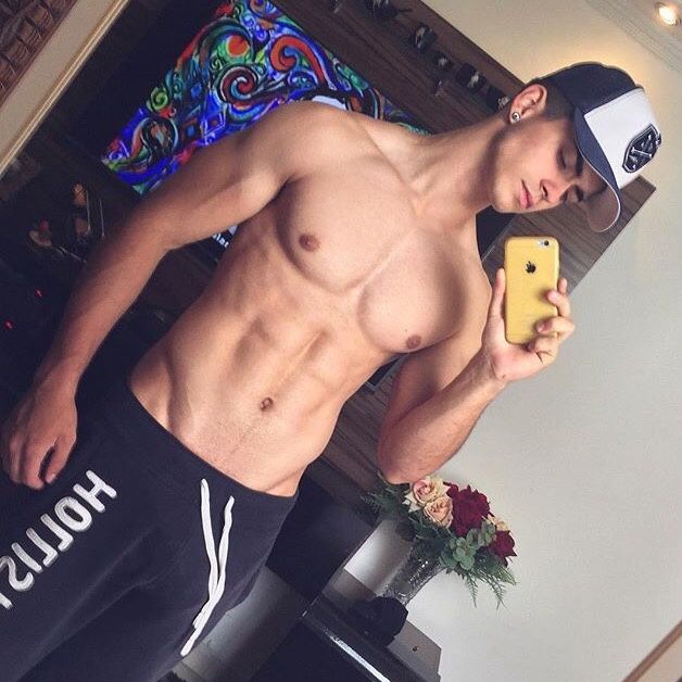 albert helm share naked selfie video tumblr photos