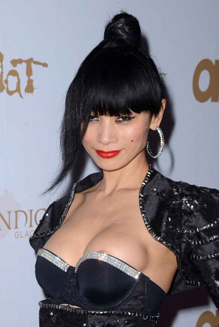 asib iqbal add photo bai ling nipple slip