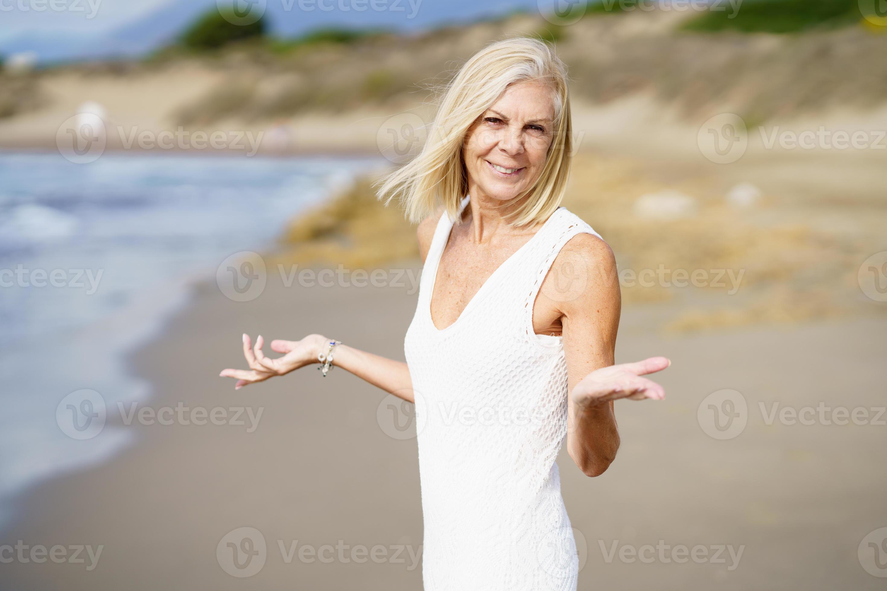 cara dobbins recommends mature women at the beach pic