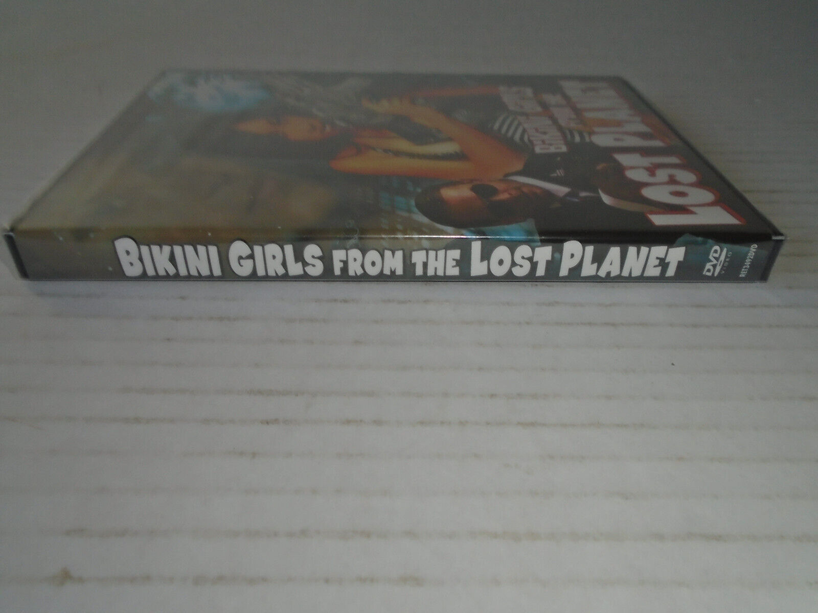 david a sutherland recommends Bikini Girl Lost Planet