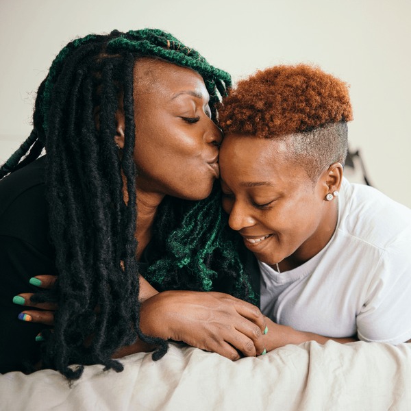 ariel acquiatan add black lesbians on bed photo
