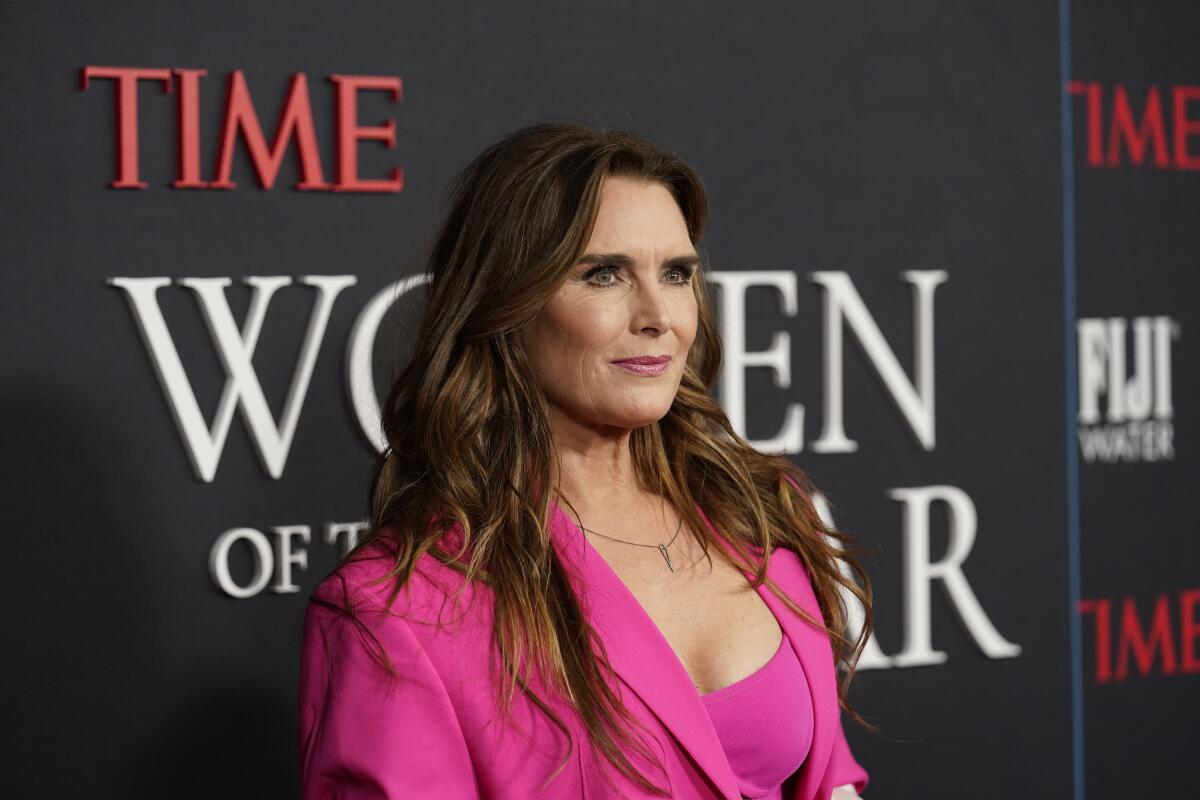 angel ordaz recommends brooke shields breasts pic