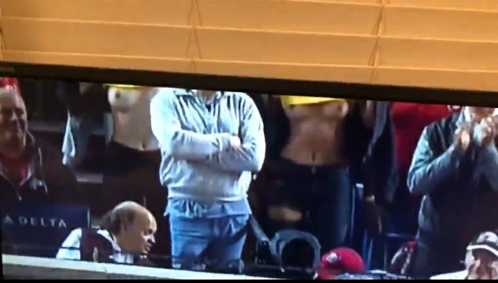 andrew wood share boob flash at world series photos