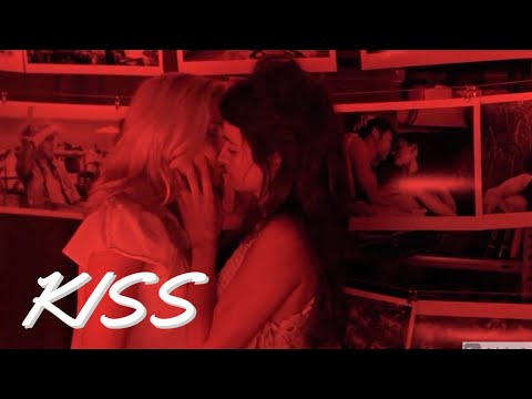 ambreen jamal recommends Scarlett Johansson Lesbian Kiss