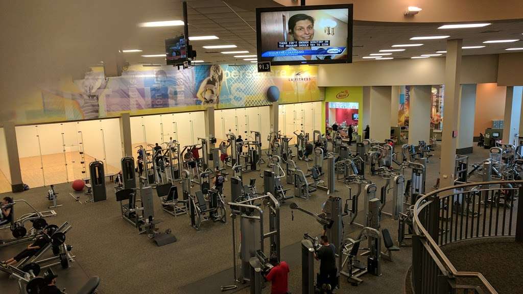 astha mehrotra recommends La Fitness In Saugus
