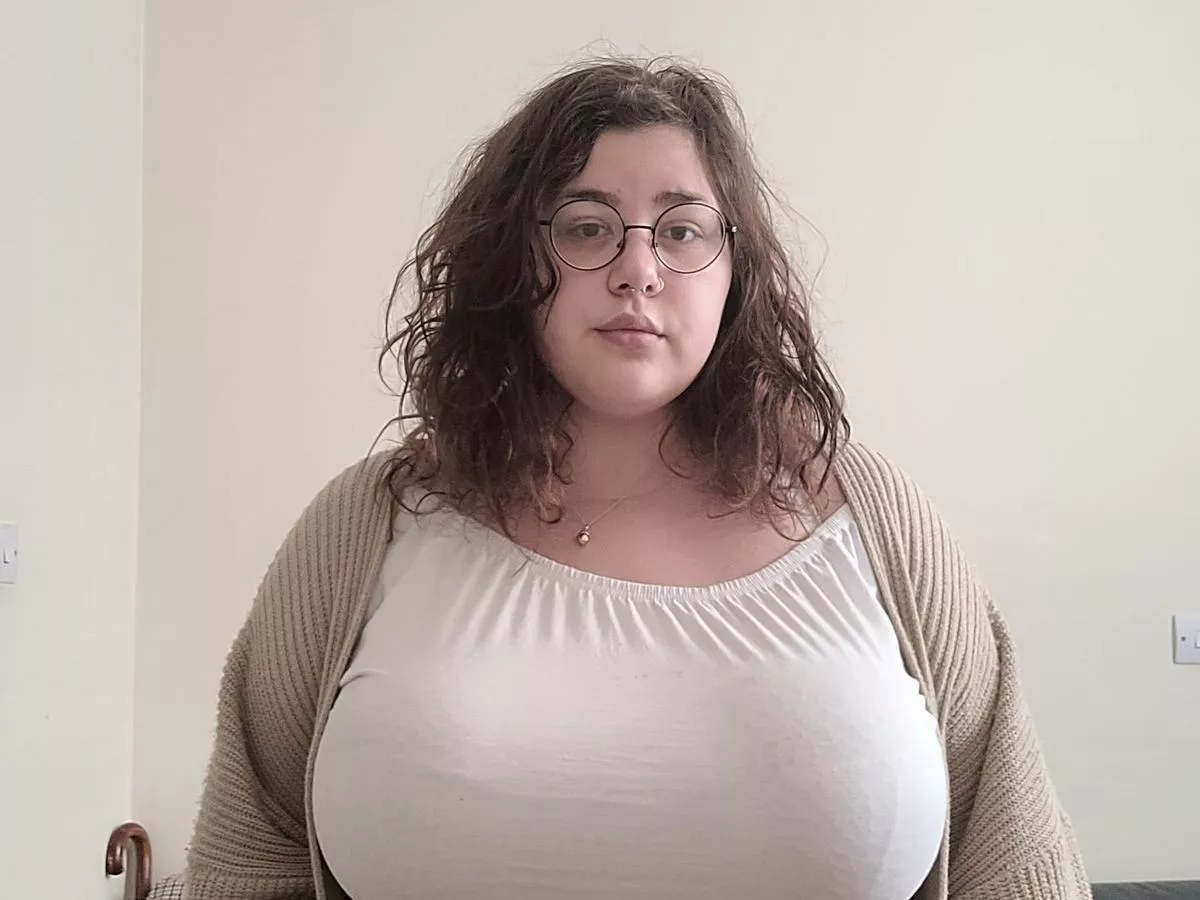 bob tallon recommends chubby woman big tits pic