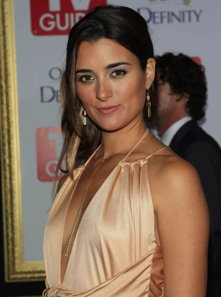 Cote De Pablo Photo Shoot rides com