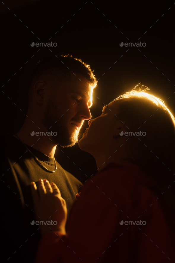 andy tetlow add photo couples kissing in the dark
