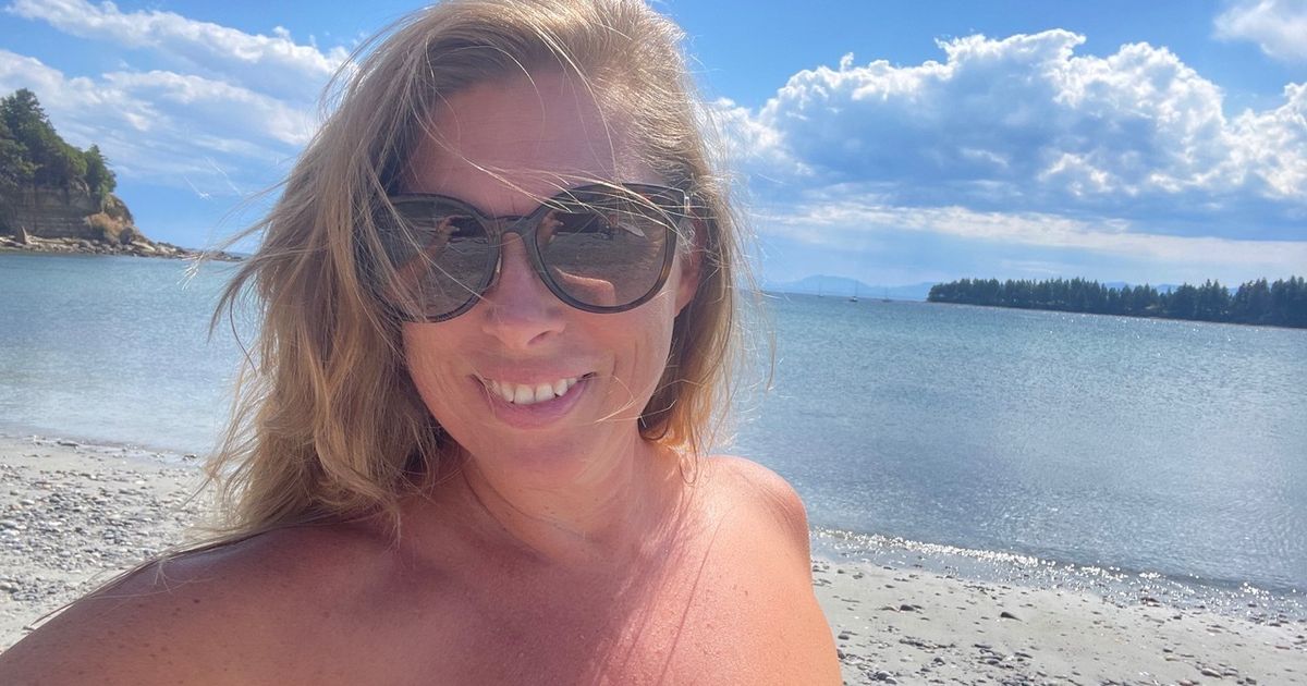 christine mcauley recommends cute teen nude beach pic
