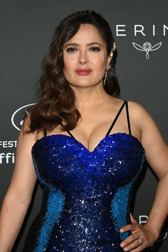 ally murphy recommends are salma hayek boobs real pic